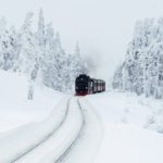 dampflokomotive im schnee